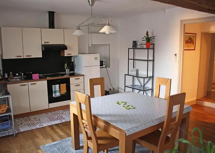 Bel Appartement Independant Centre De Magny-Cours Avec Parking